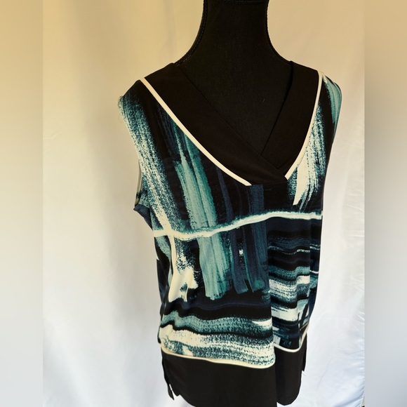 Jones New York top - Picture 2 of 4